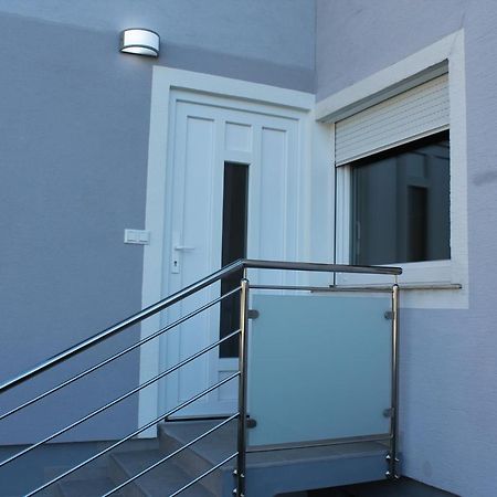 Petite Apartment 马里博尔 外观 照片
