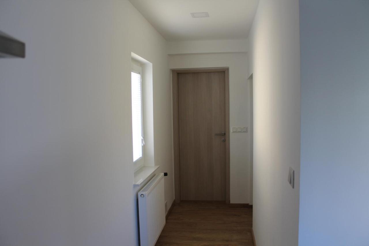Petite Apartment 马里博尔 外观 照片